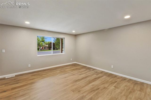 392 W Rockrimmon Boulevard C, Colorado Springs, CO 80919