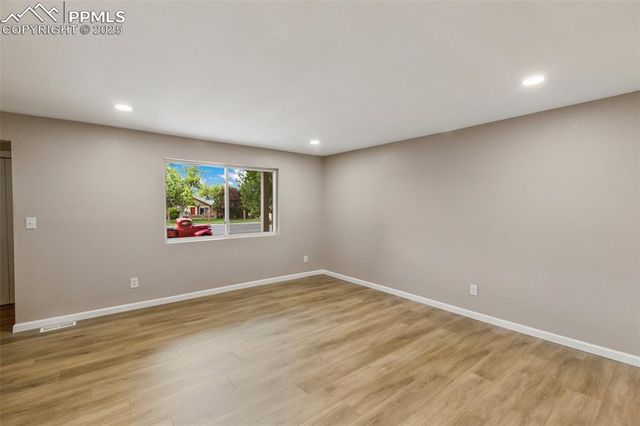 392 W Rockrimmon Boulevard C, Colorado Springs, CO 80919