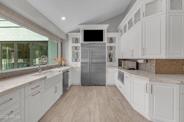 9016 N 60TH Street, Paradise Valley, AZ 85253