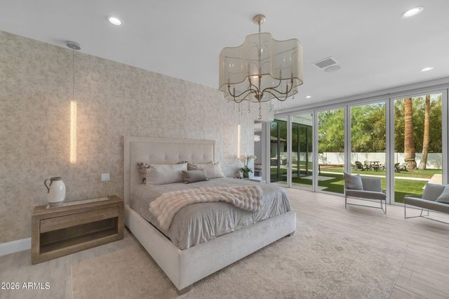 9016 N 60TH Street, Paradise Valley, AZ 85253