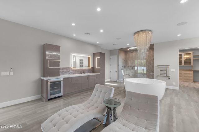 9016 N 60TH Street, Paradise Valley, AZ 85253