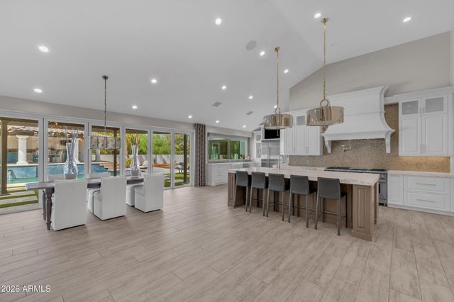 9016 N 60TH Street, Paradise Valley, AZ 85253