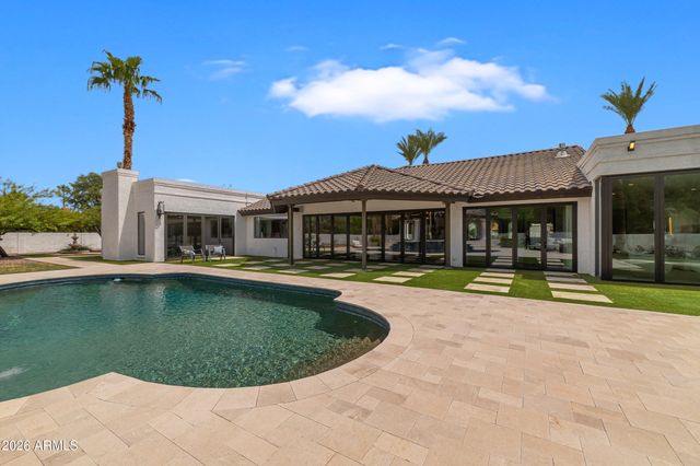 9016 N 60TH Street, Paradise Valley, AZ 85253