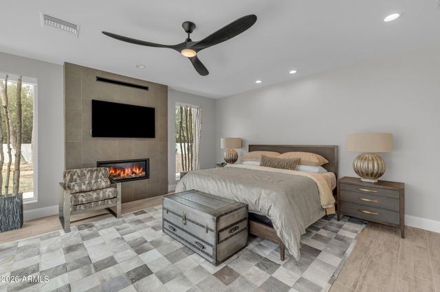 9016 N 60TH Street, Paradise Valley, AZ 85253