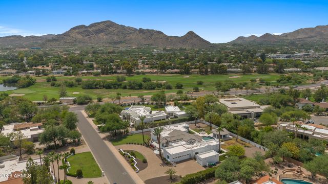 9016 N 60TH Street, Paradise Valley, AZ 85253