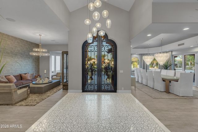 9016 N 60TH Street, Paradise Valley, AZ 85253
