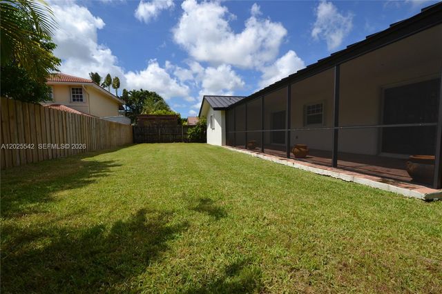 5785 SW 89th Ave, Miami, FL 33173