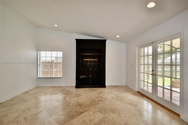 5785 SW 89th Ave, Miami, FL 33173