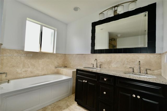 5785 SW 89th Ave, Miami, FL 33173