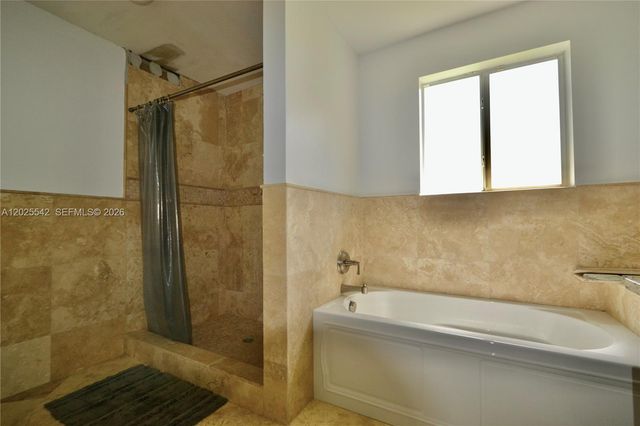 5785 SW 89th Ave, Miami, FL 33173