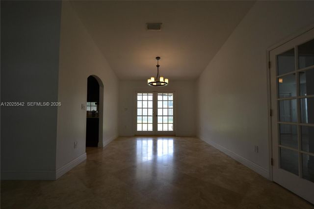 5785 SW 89th Ave, Miami, FL 33173