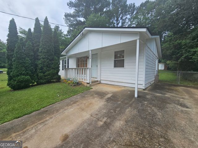 349 Roxbury Drive, Riverdale, GA 30274
