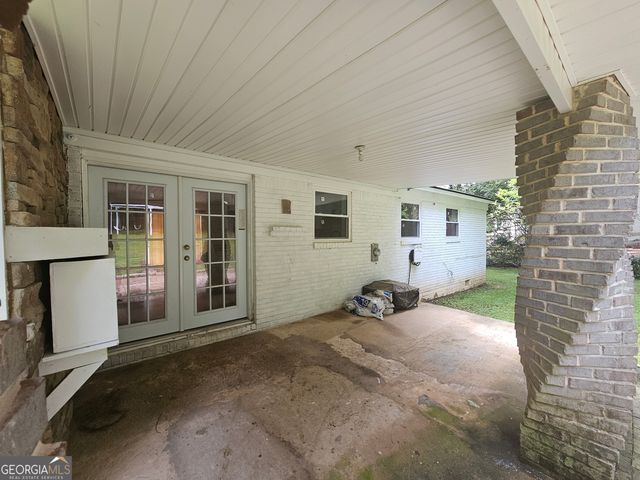 349 Roxbury Drive, Riverdale, GA 30274