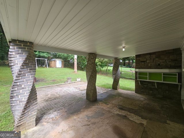 349 Roxbury Drive, Riverdale, GA 30274