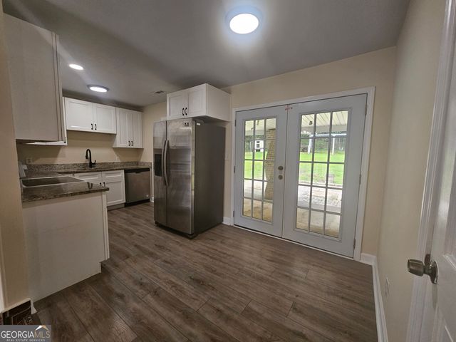349 Roxbury Drive, Riverdale, GA 30274