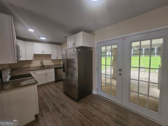 349 Roxbury Drive, Riverdale, GA 30274