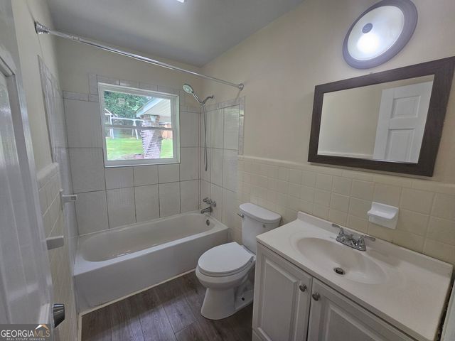 349 Roxbury Drive, Riverdale, GA 30274