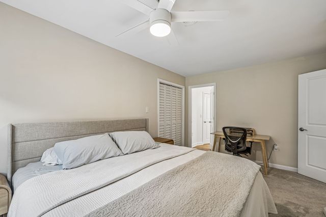 912 River Barfield Rd, Murfreesboro, TN 37128