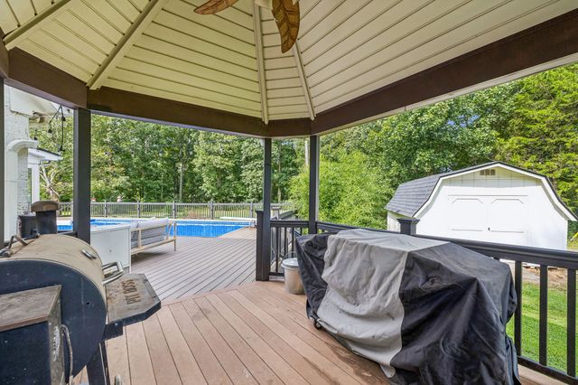 912 River Barfield Rd, Murfreesboro, TN 37128