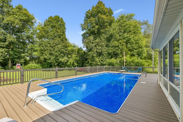 912 River Barfield Rd, Murfreesboro, TN 37128
