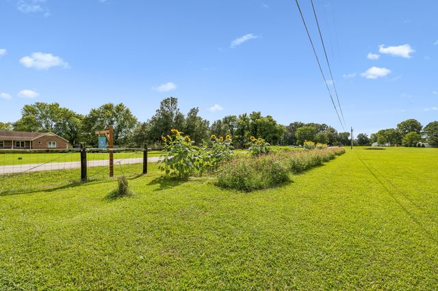 912 River Barfield Rd, Murfreesboro, TN 37128