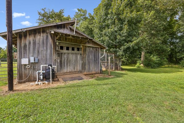 912 River Barfield Rd, Murfreesboro, TN 37128