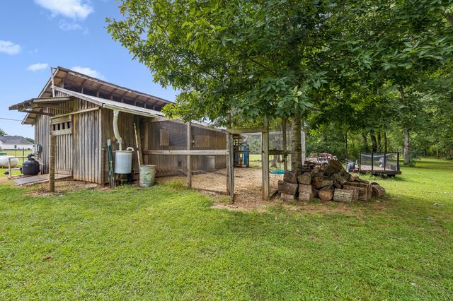 912 River Barfield Rd, Murfreesboro, TN 37128