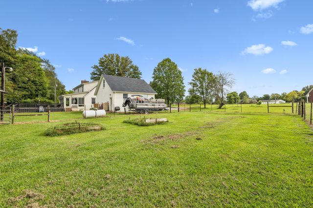 912 River Barfield Rd, Murfreesboro, TN 37128