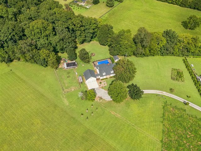 912 River Barfield Rd, Murfreesboro, TN 37128