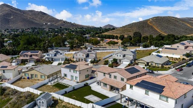 6530 Zion, Jurupa Valley, CA 92509