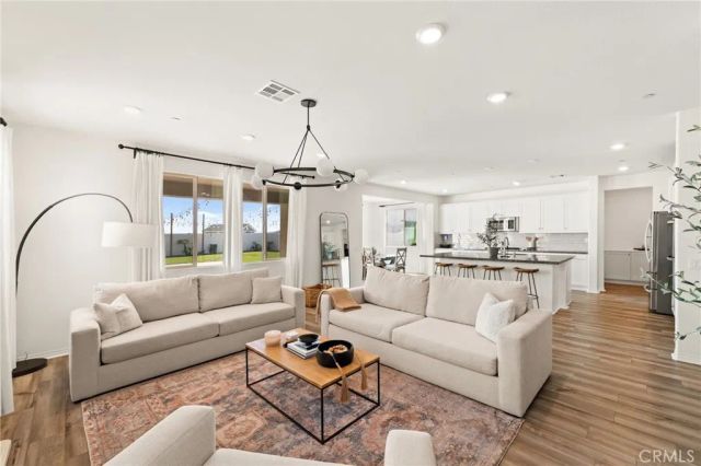 6530 Zion, Jurupa Valley, CA 92509