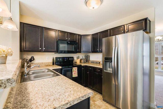 121 TRILLIUM LN, Troy, VA 22974