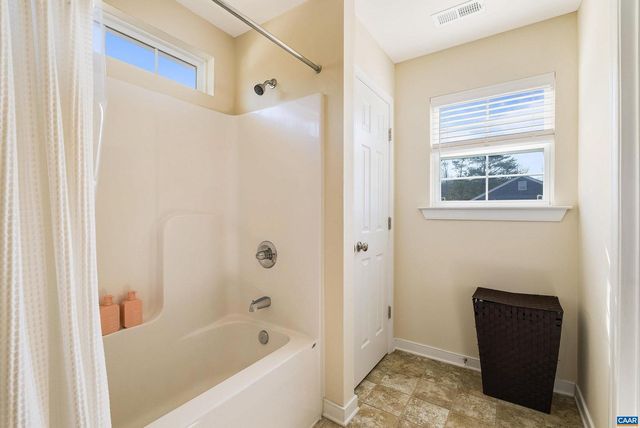 121 TRILLIUM LN, Troy, VA 22974