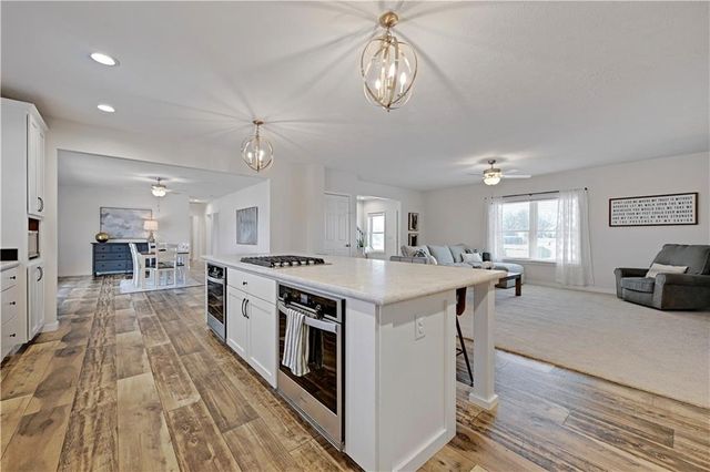 34946 Spring Valley Road, Paola, KS 66071