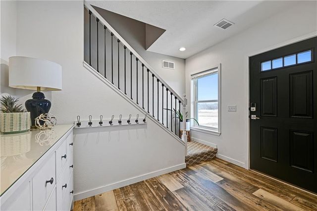 34946 Spring Valley Road, Paola, KS 66071