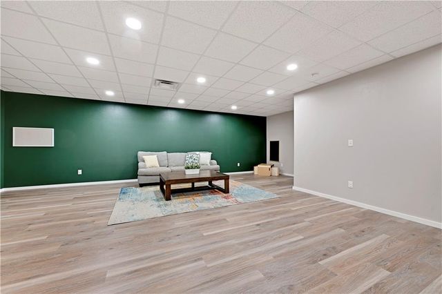 34946 Spring Valley Road, Paola, KS 66071