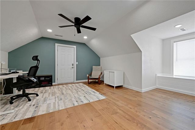 34946 Spring Valley Road, Paola, KS 66071