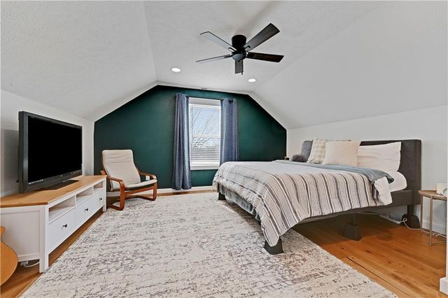 34946 Spring Valley Road, Paola, KS 66071