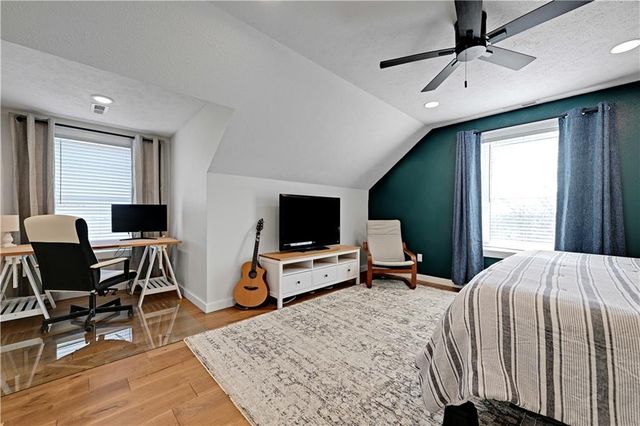 34946 Spring Valley Road, Paola, KS 66071