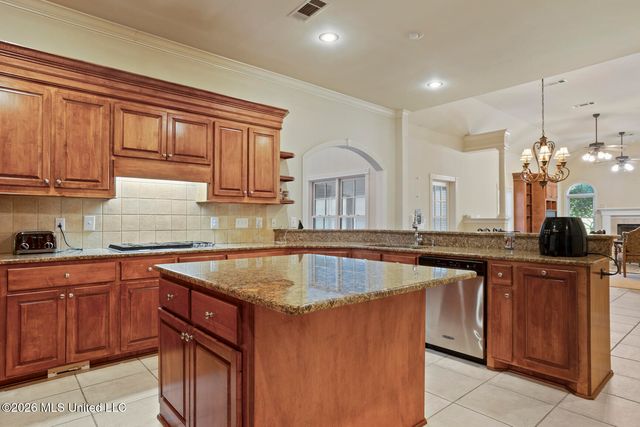 104 Overbrook Hill, Ridgeland, MS 39157