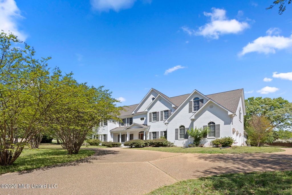 104 Overbrook Hill, Ridgeland, MS 39157