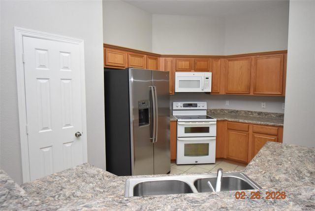 834 Chase View Drive, Bacliff, TX 77518