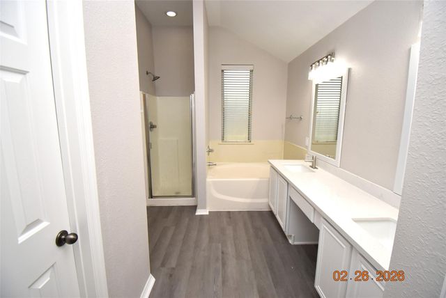 834 Chase View Drive, Bacliff, TX 77518