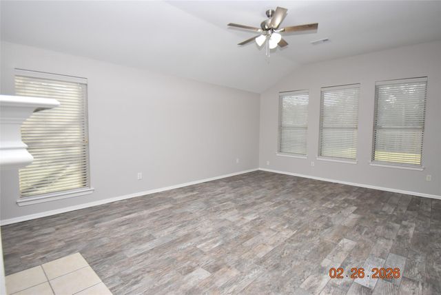 834 Chase View Drive, Bacliff, TX 77518