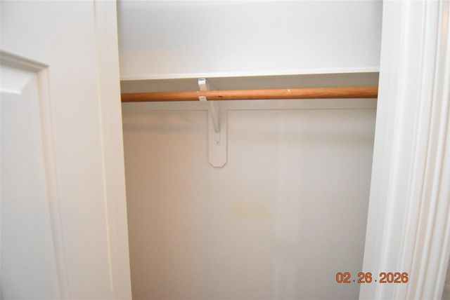 834 Chase View Drive, Bacliff, TX 77518