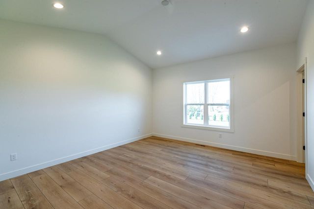 2214 Sierra AVENUE, Holmen, WI 54636