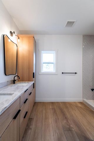 2214 Sierra AVENUE, Holmen, WI 54636