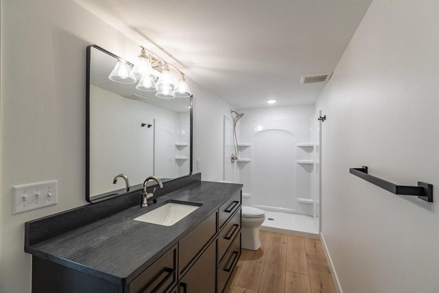 2214 Sierra AVENUE, Holmen, WI 54636