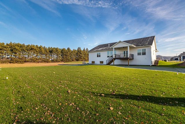 2214 Sierra AVENUE, Holmen, WI 54636