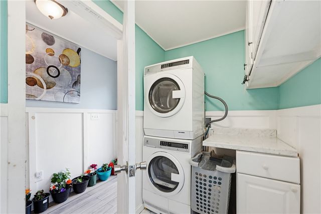 196 Simmonsville Avenue, Johnston, RI 02919